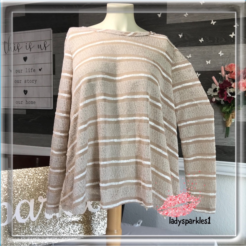 Altar’d State | Long Sleeve Sheer Blouse Sz Lg